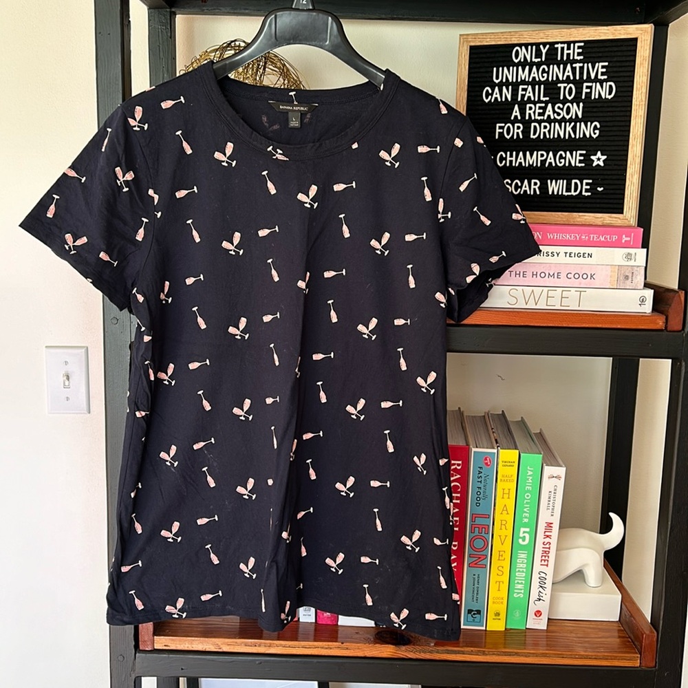 BR Champagne Tee